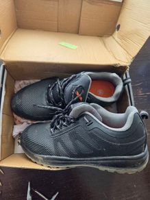 Steel toe work boots