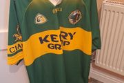 Vintage Early 2000's Kerry Jersey XL