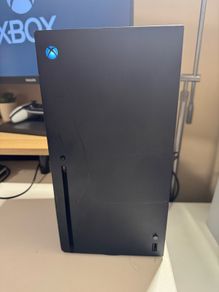 Xbox series x 1tb with controller