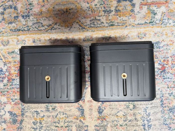 Behringer Monitor Speakers 1C