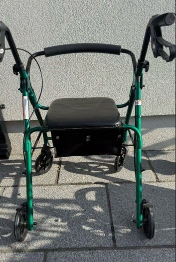 Mobility walker