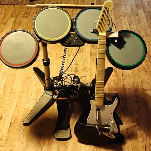 Rockband Drumset and Accessories Ps3