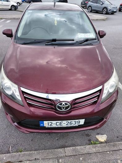 Toyota Avensis 2012