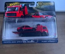 Hot Wheels Team Transport Toyota Corolla AE-86
