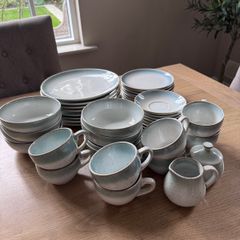 Belleek Dinner And Coffee Set