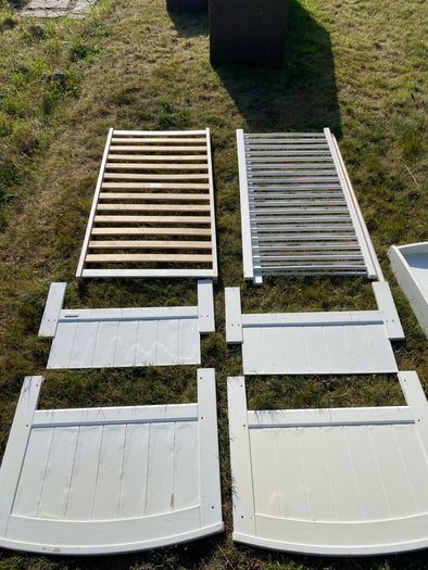 Mamas & Papas Cot bed FREE