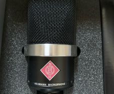 Neumann TLM 102 Studio Set Boxed (with Pop Filter & Reflection Shield)