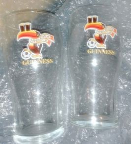 vintage  1994  Guinness world cup glasses