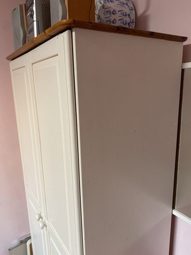 wardrobe