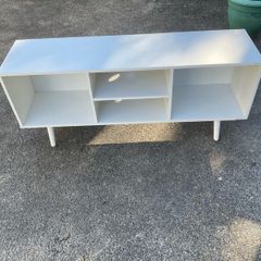 tv bench