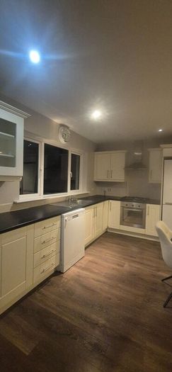 Kitchen & Appliances