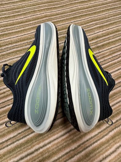 Nike vomero plus run