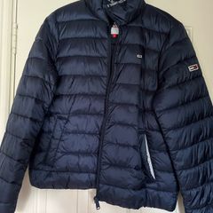 Brand new Tommy Hilfiger navy puffer jacket