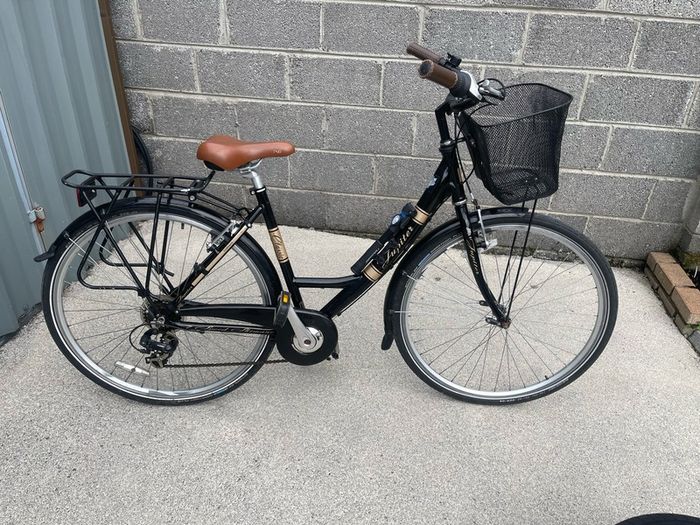 ladies bicycle