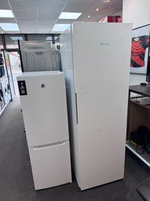 Miele freestanding fridge new display model Ks4383DD