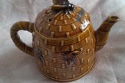 TEAPOT - Vintage - Beehive Shape