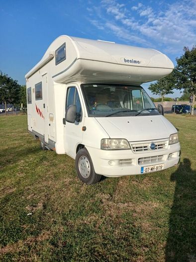 Camper