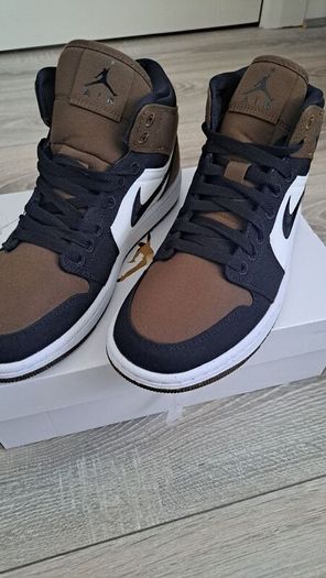 Brand New Womens Air Jordans 1 Mid