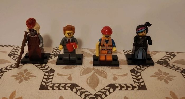 Lego Movie Minifigure Complete Set