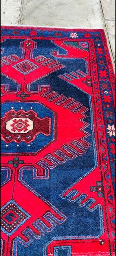 Fabulous Persian Wiss Hand knotted Wool Carpet Rug