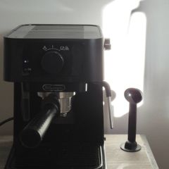 De'Longhi Coffee Machine EC230 Black Excellent Condition