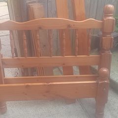 Single bed solid wood