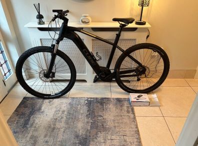 Cube Reaction Hybrid Performance 625 Electric Bike