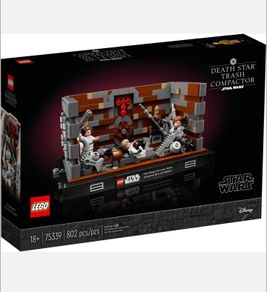 Retired Lego Star Wars 75339 Death Star Trash Compactor Diorama