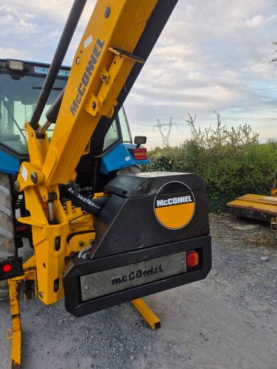 Mcconnel PA60 Hedgecutter