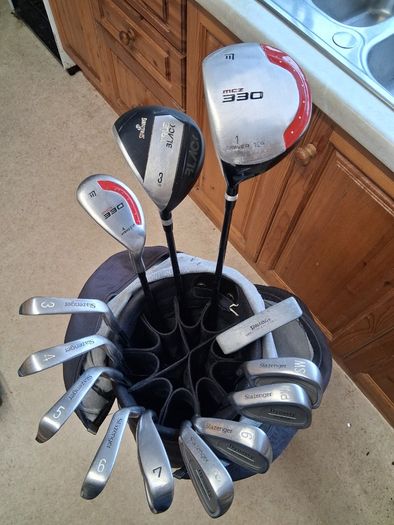 Golf clubs. Set Of Mens Left Handed Golf Clubs In Very Good+ Condition.