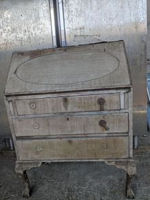 writing desk
