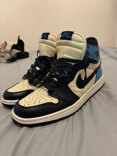 Air Jordan 1 Retro High Obsidian