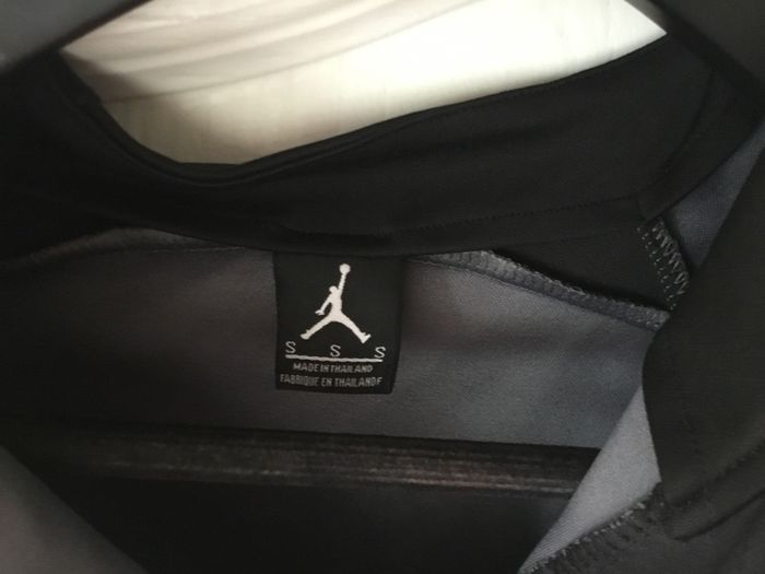 PSG Jordan Mens Tracksuit Black/Grey Size S