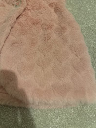 Pink body warmer- new 11-18