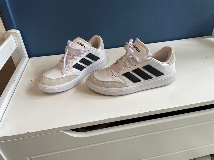 Adidas trainers UK 4.5