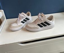 Adidas trainers UK 4.5