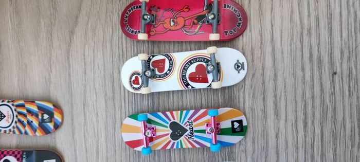 Tech Deck finger skateboard set in perfect condition