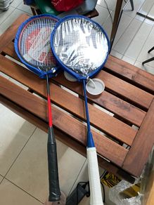 Badminton set