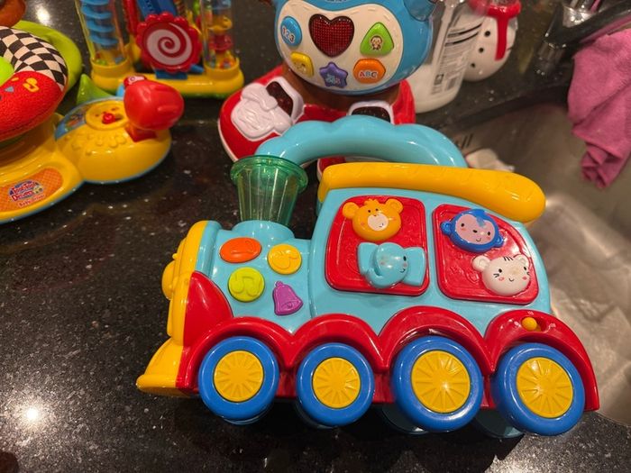 Mix of Vtech & other toys