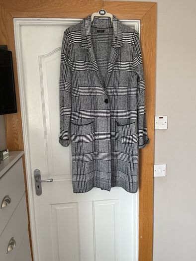 coat / cardigan