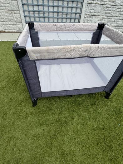 Mamas & Papas Travel Cot