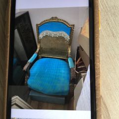Throne Chair