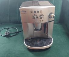 DeLonghi Magnifica Coffee Machine