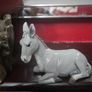 Beautiful Nativity set Image 5