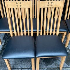 2 x Stunning Leather & Wooden Kitchen Dining Chairs - Can Deliver