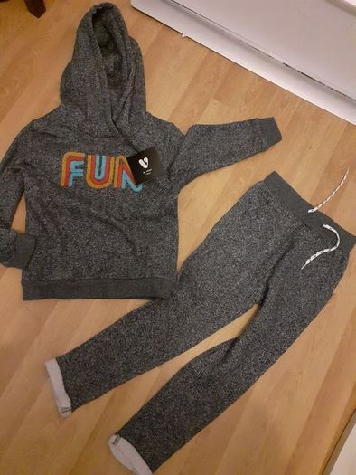 kids tracksuit