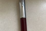 Parker 51 fountain pen burgundy.