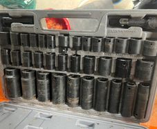 Impact socket set