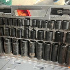 Impact socket set