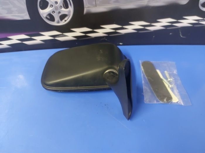 VW Passat drivers side door mirror